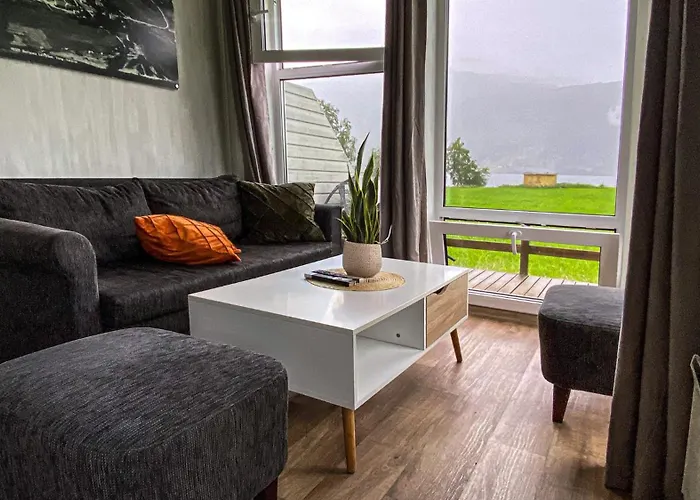 Mjosvang Kafe דירה *