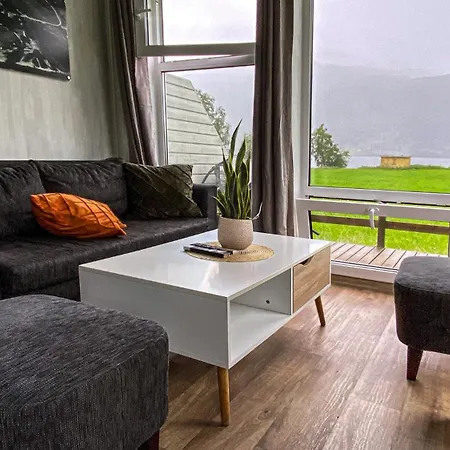 Mjosvang Kafe アパート *